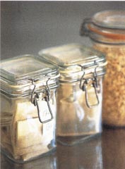 In a busy cook’s kitchen, pick a casual style so that pans and jars are stored in full view and remain easily at hand.